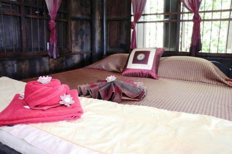 The Bong Thom Homestay Siem Reap Bagian luar foto