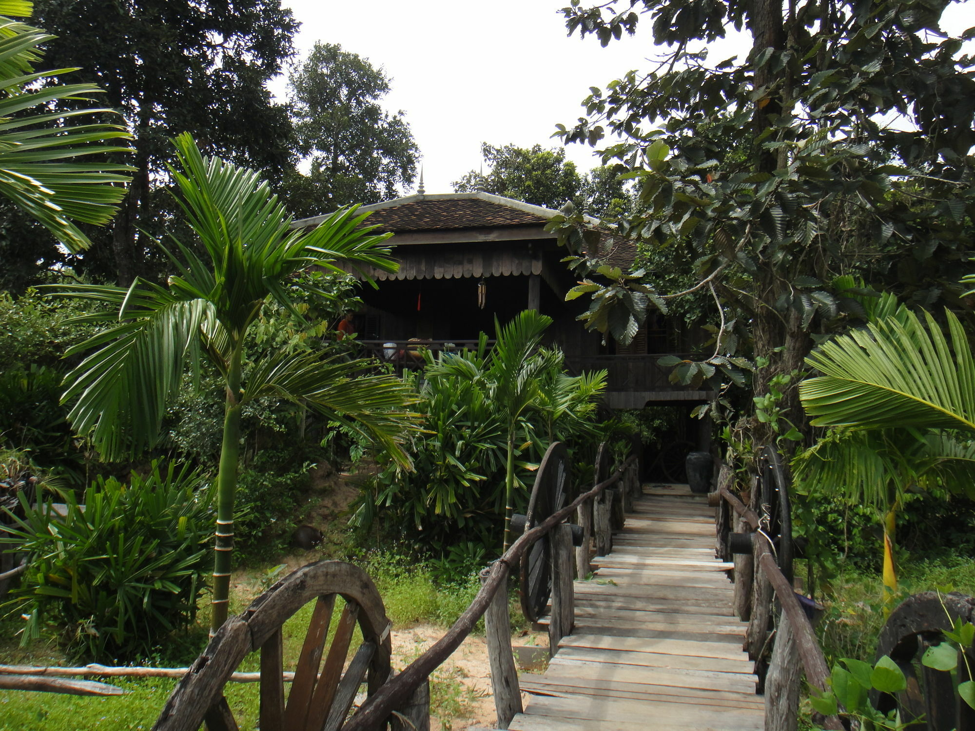 The Bong Thom Homestay Siem Reap Bagian luar foto